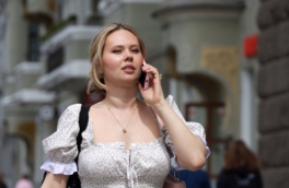 Россияне стали на 20-30% больше говорить по телефону из-за блокировок в мессенджерах