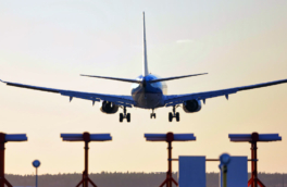 Вывоз крупных сумм наличными в страны ЕАЭС будет возможен лишь через 17 аэропортов