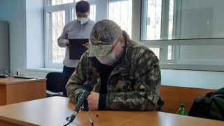 Суд приговорил экс-главу управления Минобороны Оглоблина к 9 годам за взятку в особо крупном размере