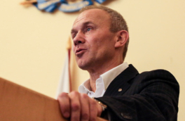 Экс-заму свердловского губернатора Чемезову вменяют мошенничество на сумму свыше миллиона рублей