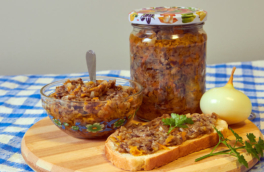 Грибная икра с морковью, луком и баклажанами: рецепт вкусной заготовки на зиму
