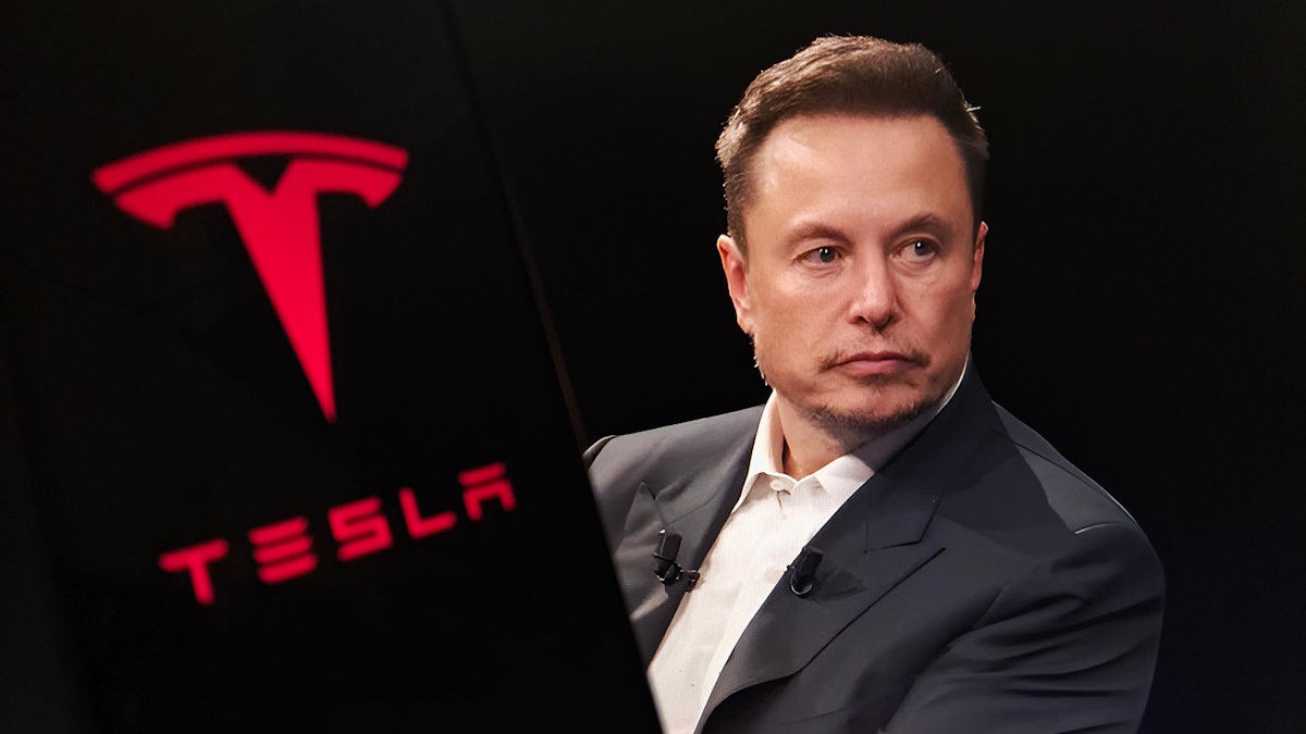 Маск может получить $1 трлн от Tesla