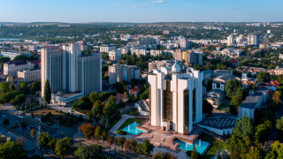 Евросоюз готов ввести войска в Молдавию, предупредили в СВР