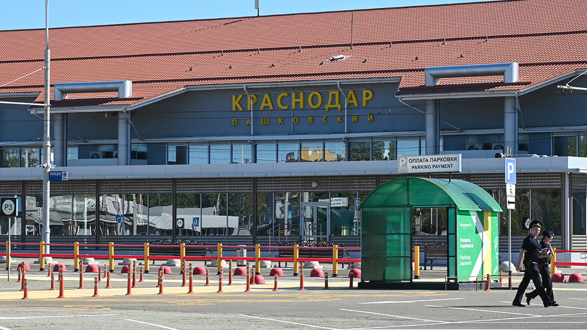 В Краснодар по воздуху: главный аэропорт Кубани принял первый за 3,5 года рейс