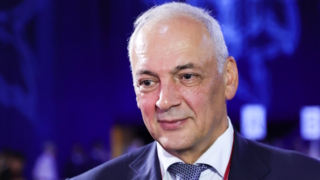 Заместитель руководителя администрации президента РФ Магомедсалам Магомедов поздравил жителей Дагестана с Днем единства народов республики
