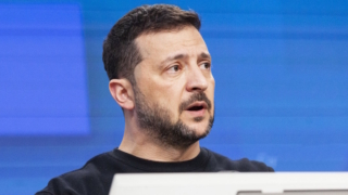 Зеленский готов обсуждать новые границы Украины де-факто