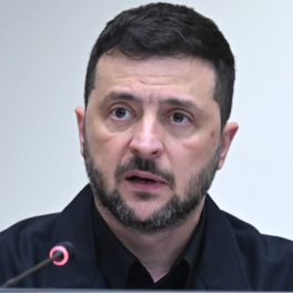 Зеленский заявил о готовности уйти в отставку
