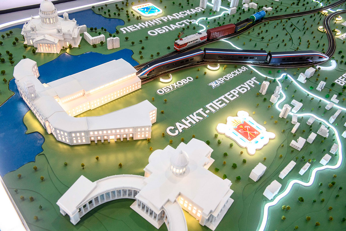 Макет высокоскоростной магистрали (ВСМ) "Москва – Санкт-Петербург"