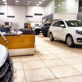 Продажи новых легковых автомобилей в РФ на прошлой неделе оказались рекордными в 2025 году