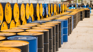 В Минэнерго США повысили прогнозы мировой добычи нефти и цен на нее