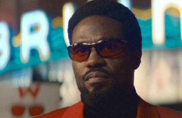 Актер Саймон Уильямс получает необычные способности в трейлере к сериалу Marvel "Чудо-человек"