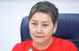 Директор Центрального театра кукол Елена Булукова стала гендиректором МХАТ