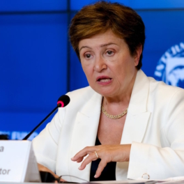 Глава МВФ заявила о высоком уровне неопределенности в мире