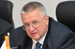 Азербайджан готов пропускать российскую продукцию в Армению, заявил Оверчук