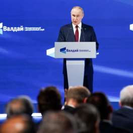 "Идите и попробуйте разобраться с бумажным тигром": основные тезисы Путина на "Валдае"