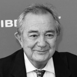 Умер актер Ремо Джироне, сыгравший мафиози в сериале "Спрут"
