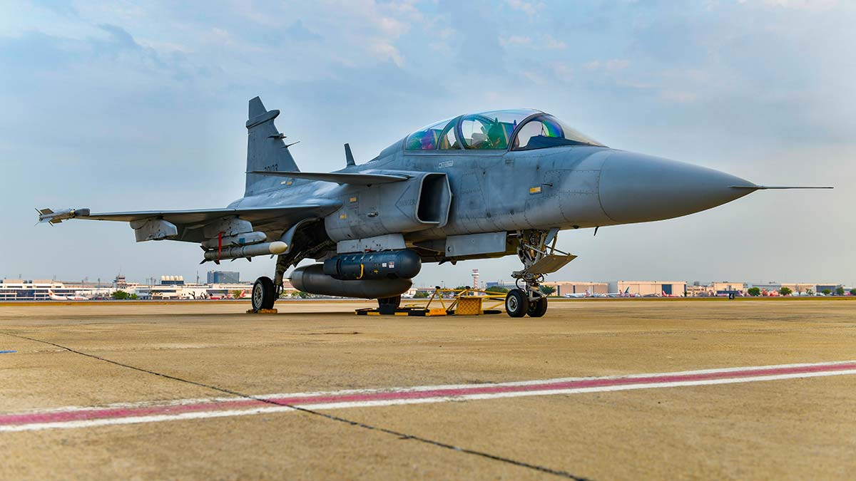 Киев надеется получить первые самолеты Gripen