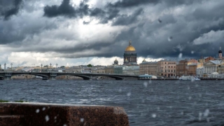 На Петербург надвигается шторм