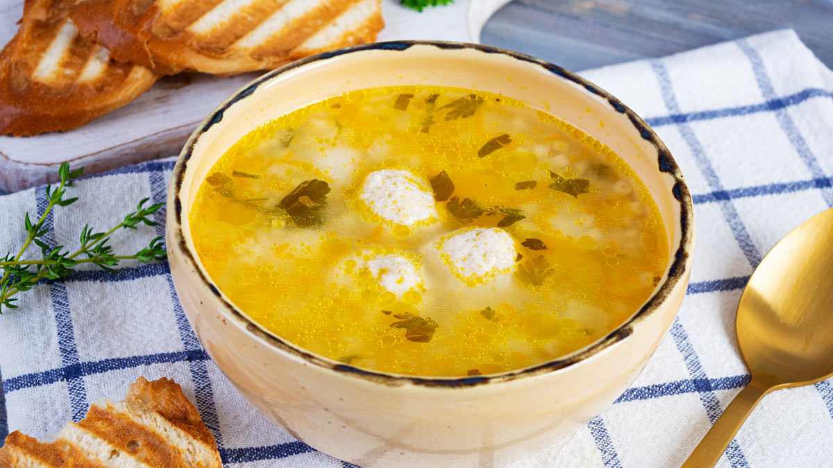 Готовим ленивый суп-пюре "Обломов" с ломтиками куриного филе