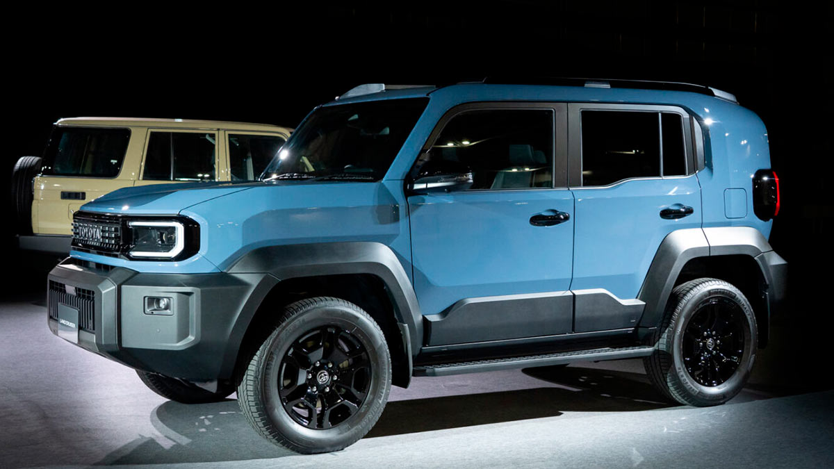 Toyota Land Cruiser FJ