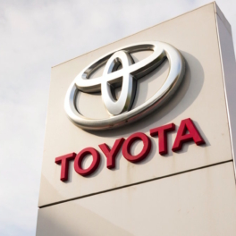 Самым дорогим автобрендом в мире стала Toyota