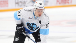 Шипачёв догнал Доуса и вышел на второе место среди снайперов КХЛ