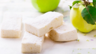 Яблочная пастила без сушки: простой десерт из 3 ингредиентов