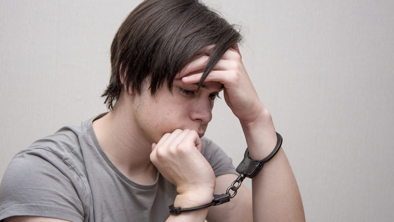 Приравняли к террористам: возраст привлечения к уголовной ответственности за диверсии снижают до 14 лет