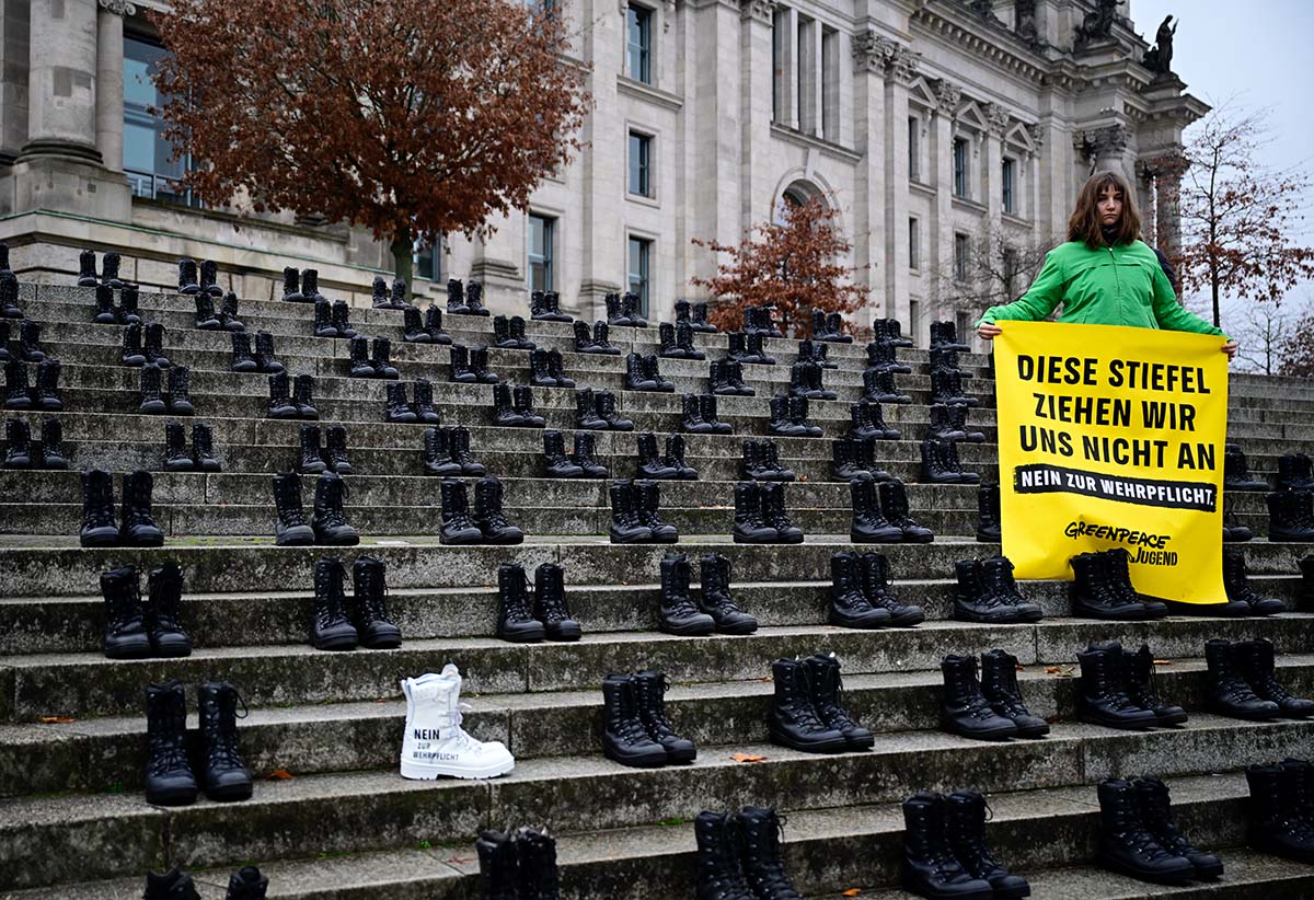 Акция противников против призыва Германия