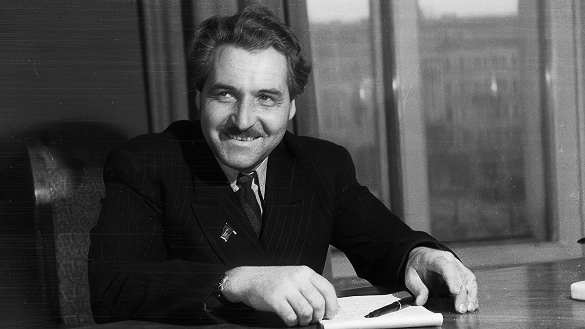 Константин Симонов