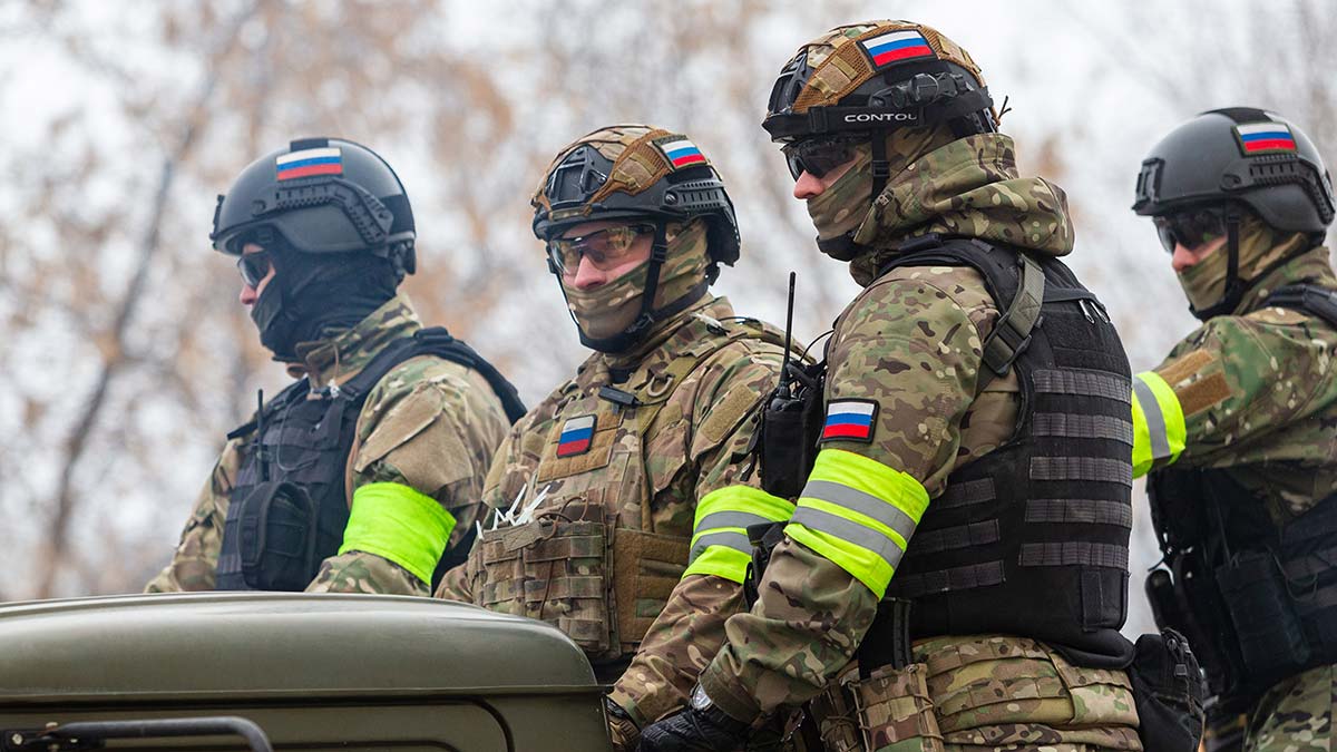 Социальный контракт станет доступнее для участников СВО