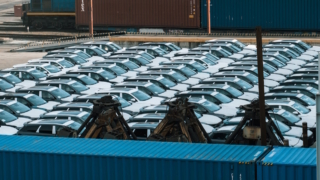 Таможни во Владивостоке и Уссурийске начали оформлять автомобили круглосуточно