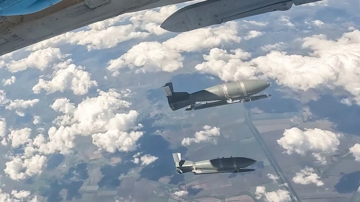 Боевая работа экипажей истребителей-бомбардировщиков Су-34 в зоне СВО