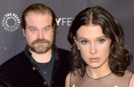 Милли Бобби Браун обвинила Дэвида Харбора в издевательствах на съемках "Очень странных дел"