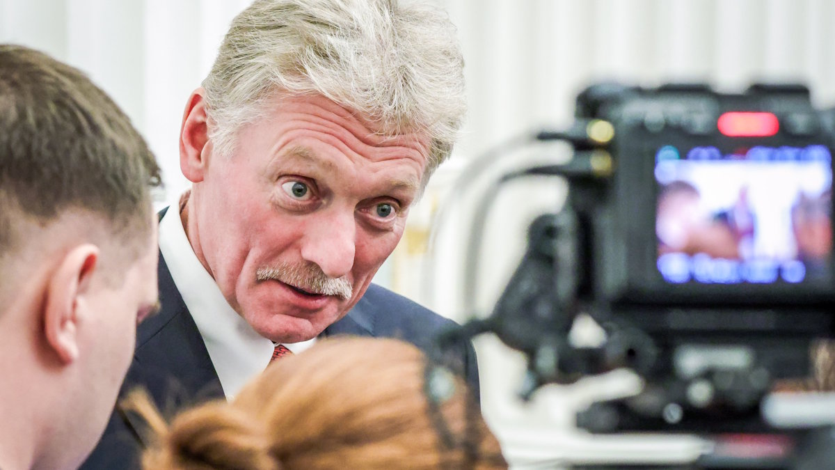 Пресс-секретарь президента РФ Дмитрий Песков (архивное фото)