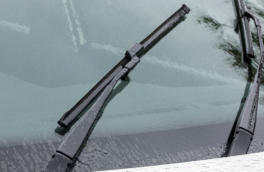 Что сделать, чтобы дворники не скрипели по стеклу