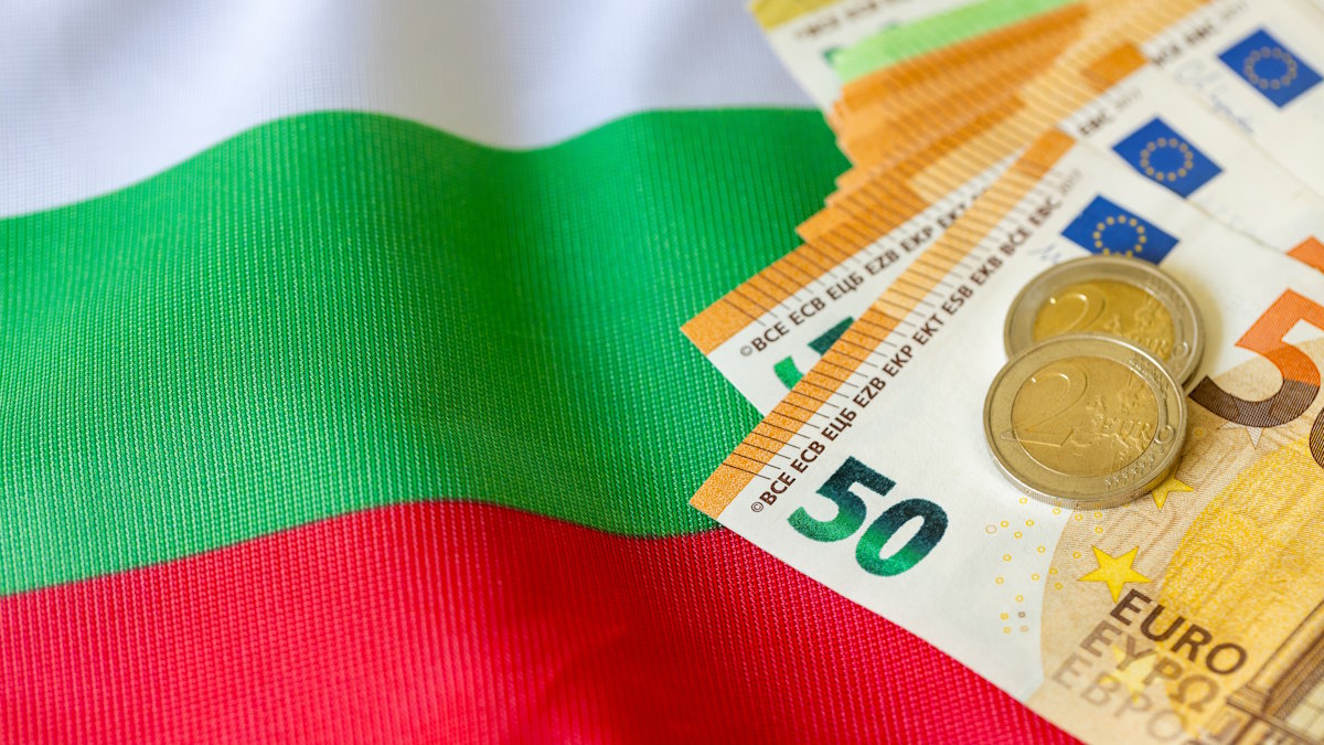 Премьер Болгарии назвал переход на евро стратегическим выбором страны