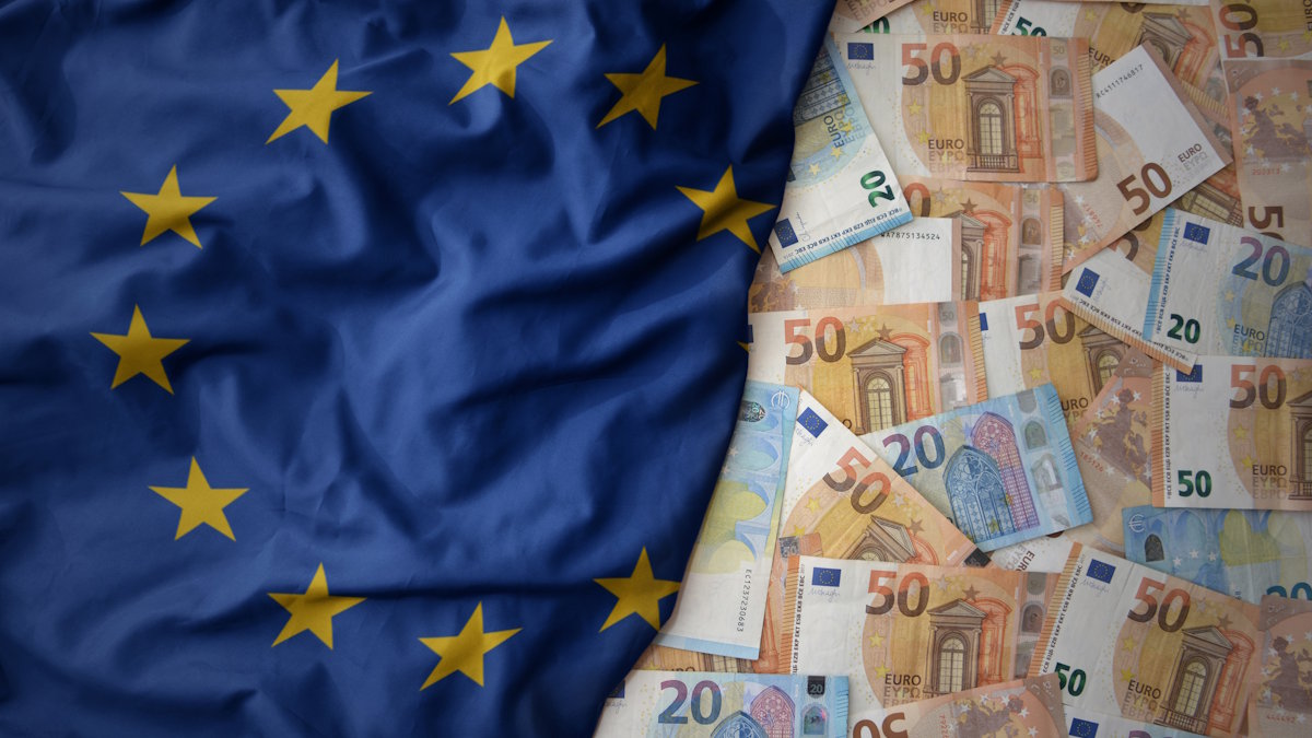 ЕС выделил новый транш Украине за счет доходов от активов России