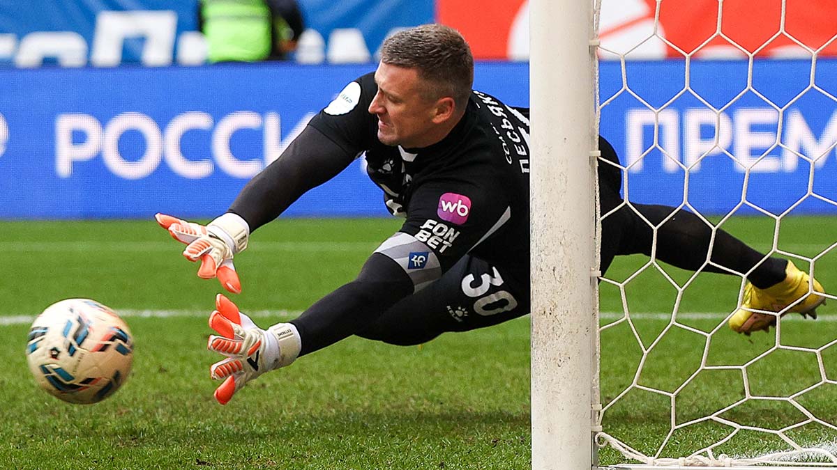 "Зенит" и "Крылья Советов" сыграли вничью