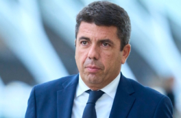 В Испании ушел в отставку глава Валенсии, обедавший в ресторане во время наводнения