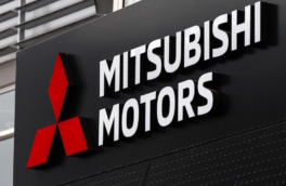 Компания Mitsubishi зарегистрировала в России названия Pajero и Attrage