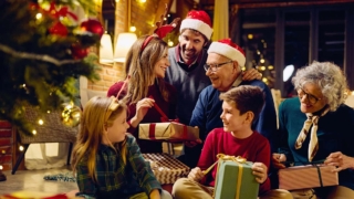 В 2026 году россиян ждут самые длинные новогодние каникулы за 12 лет и короткие майские