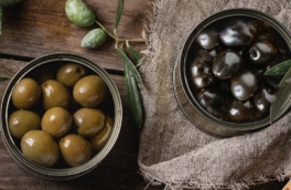 Как хранить оливки после вскрытия банки: не совершайте ошибок, из-за которых продукты вскоре придется выкинуть
