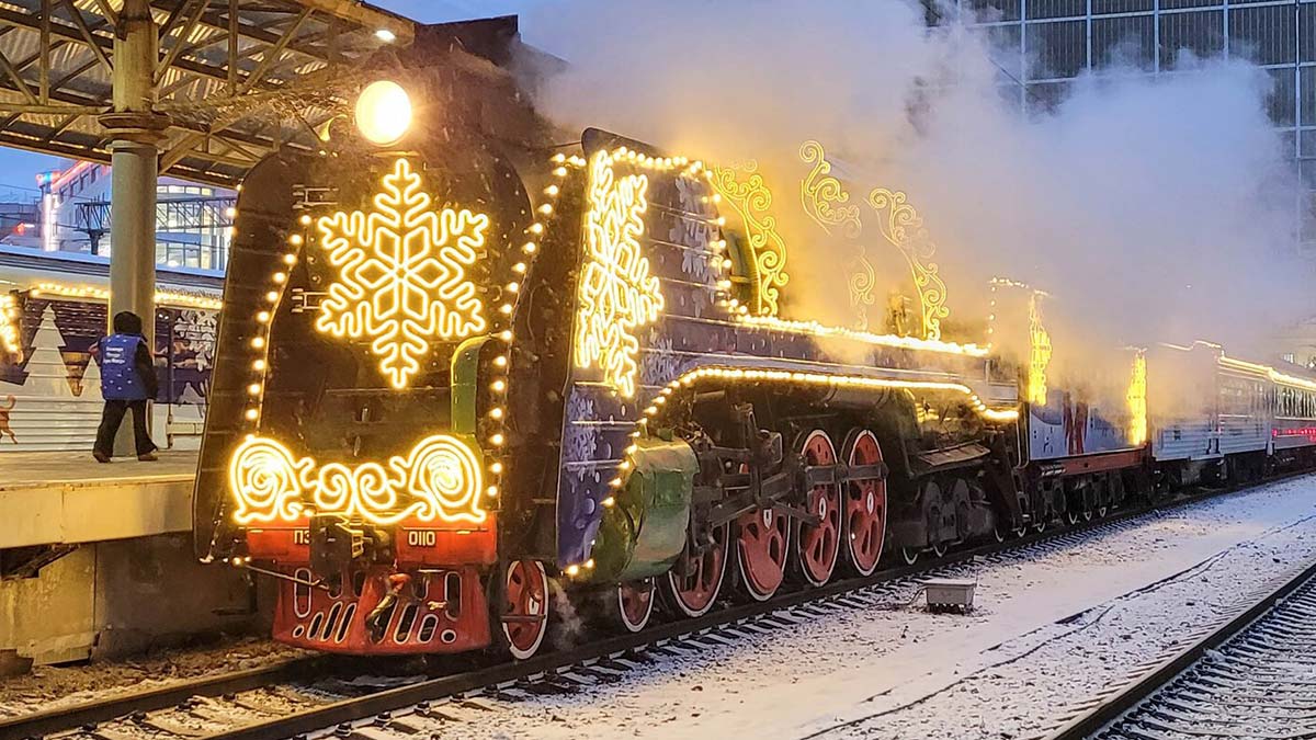 Тематический поезд Деда Мороза