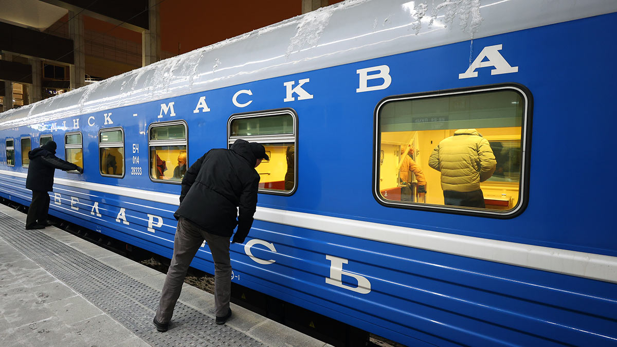 БЖД назначила на Новый Год и Рождество свыше 200 дополнительных поездов