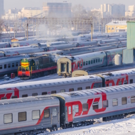 О дополнительных рейсах поездов в новогодние праздники рассказали в РЖД