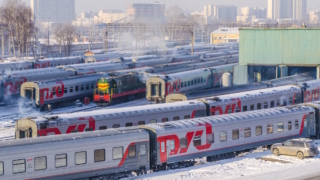 О дополнительных рейсах поездов в новогодние праздники рассказали в РЖД
