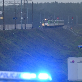 Власти Польши подозревают иностранные спецслужбы во взрыве ж/д пути