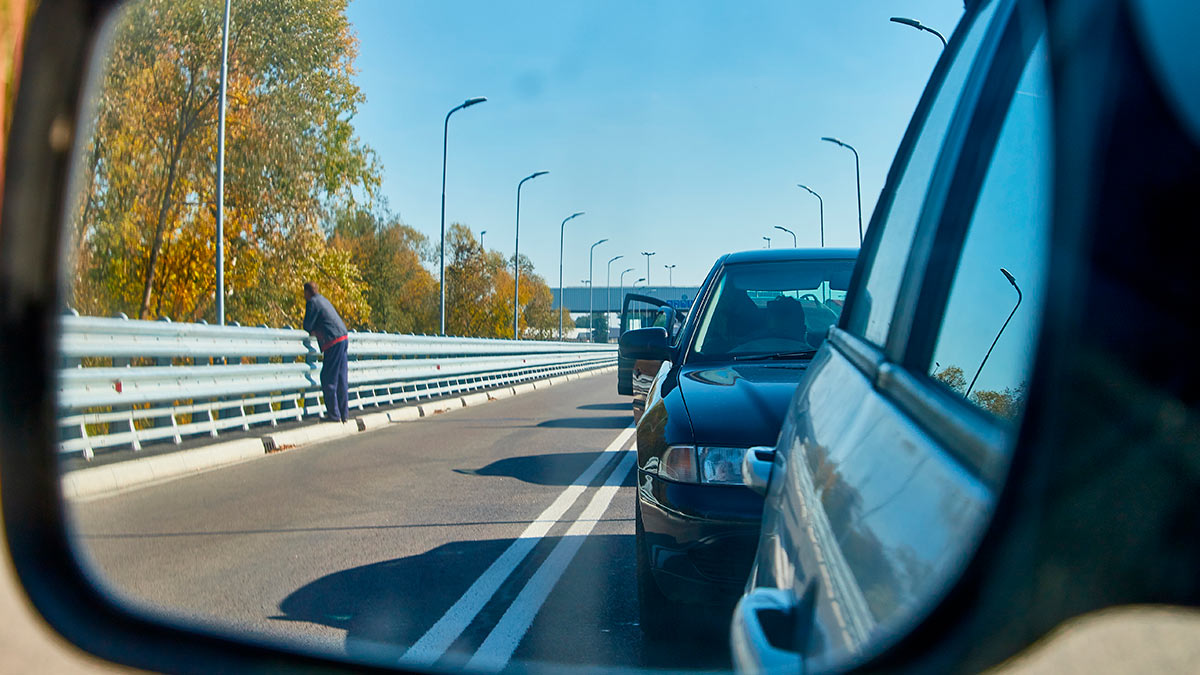 На границе Белоруссии с Польшей образовалась очередь из 2500 машин