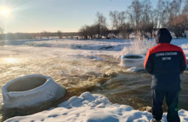 В Якутии прорвало дамбу во время сброса воды